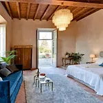 Dandelion & Park Hotel 5*