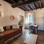 Dandelion & Park Villa Guardia