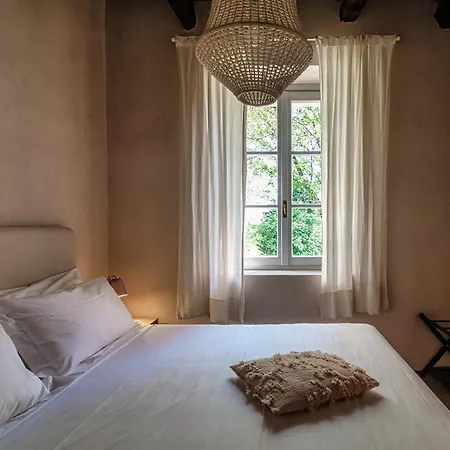 Dandelion & Park 5* Villa Guardia