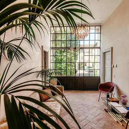 Dandelion & Park Hotel 4*