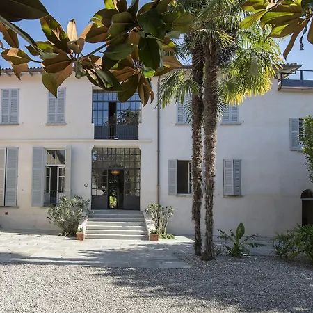 Hotel Dandelion & Park Villa Guardia