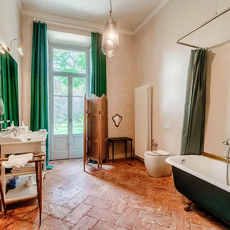 Dandelion & Park Hotel 5*