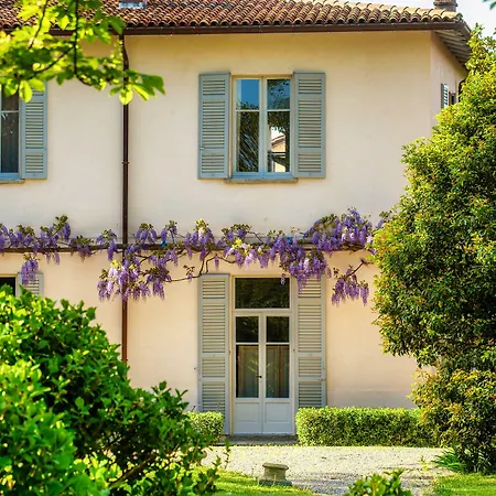 Dandelion & Park 5* Villa Guardia