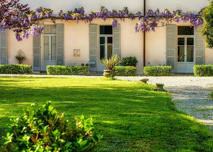 Dandelion & Park Hotel