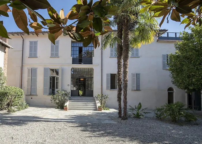 Hotel Dandelion & Park Villa Guardia