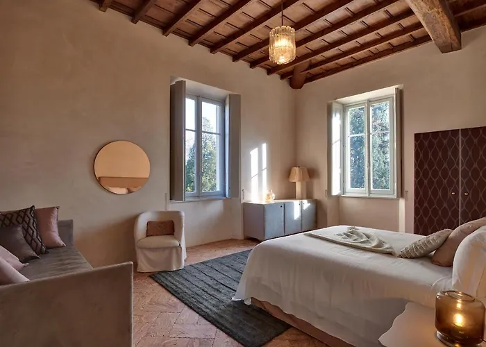 Hotel Dandelion & Park